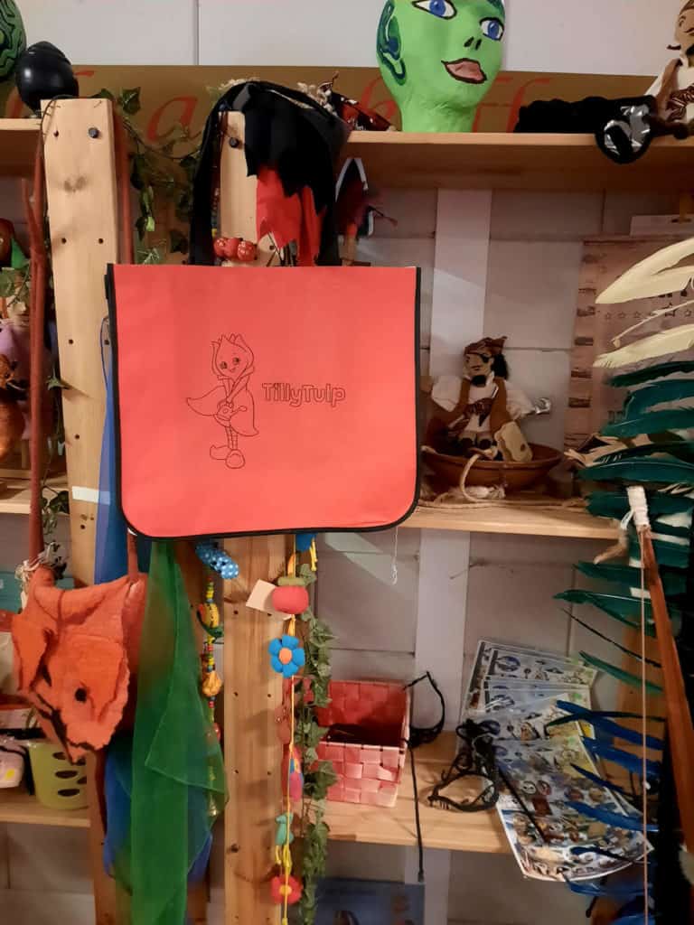 Juff Stippel Winkel #00